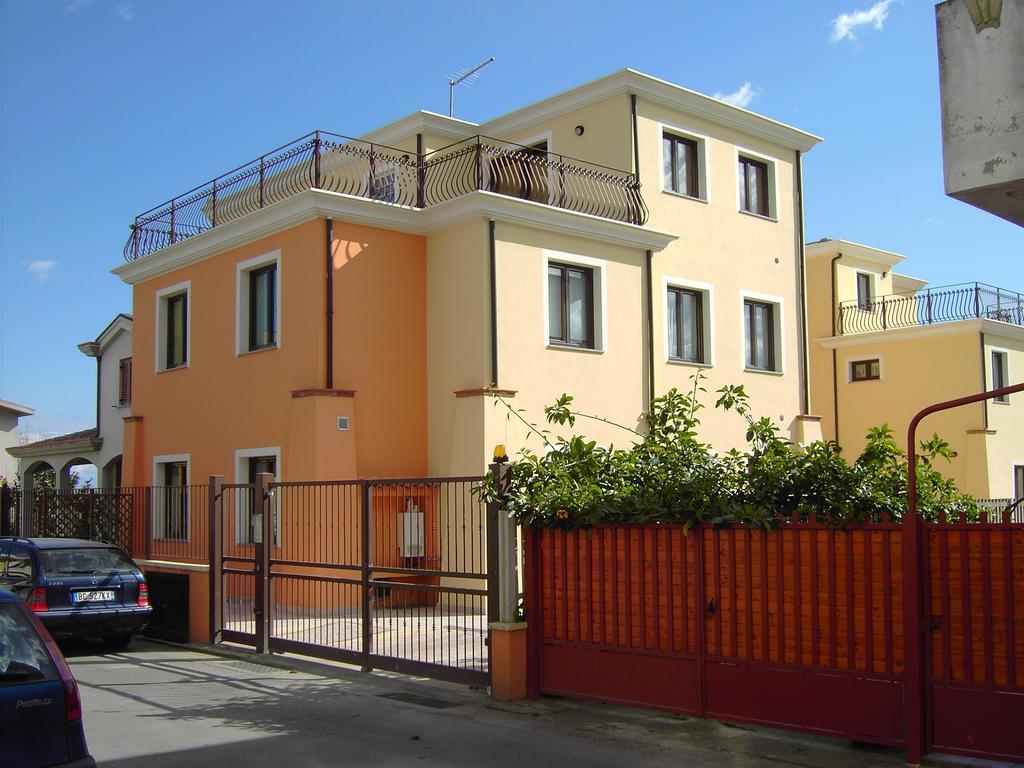 Bertolottu Residence Apartments Tortolì Cameră foto